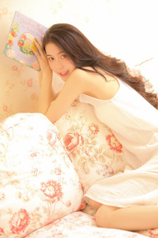 女生裙子里面到底穿了啥